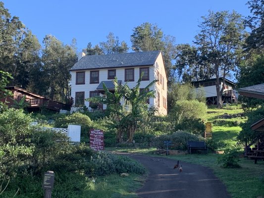 Hale Ohana
Built in 1930ʻs
4 bedroom, sleeps up to 12 guests