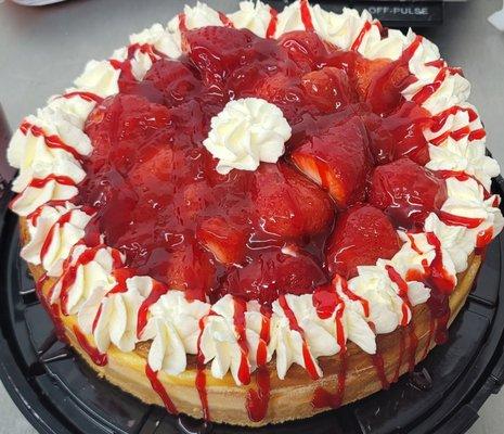 Fresh Strawberry Cheesecake