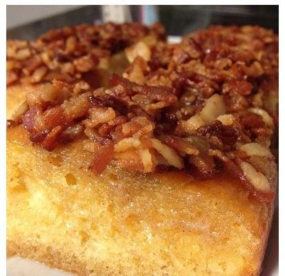 Maple bacon cake!