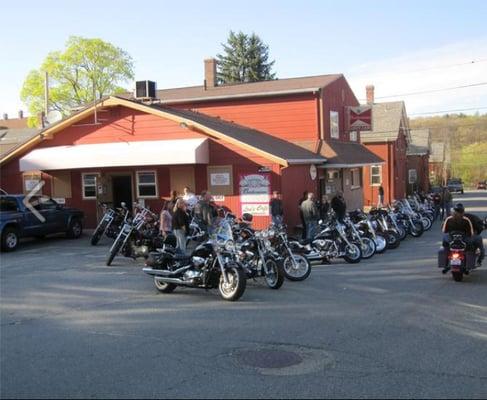 Lou's Cafe- Biker Friendly