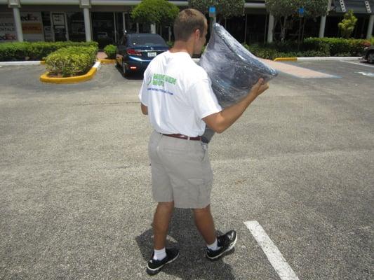 Minute Men Movers will come to your home or business to pack and wrap everything for you