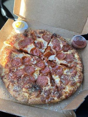 Original Crust Pepperoni Magnifico Pizza