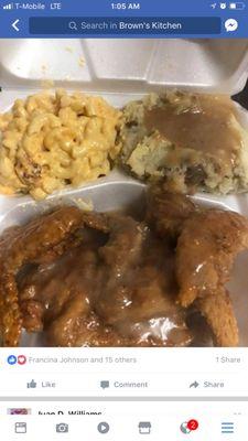 Smothered Wings, Mac w/ Dressing & Gravy