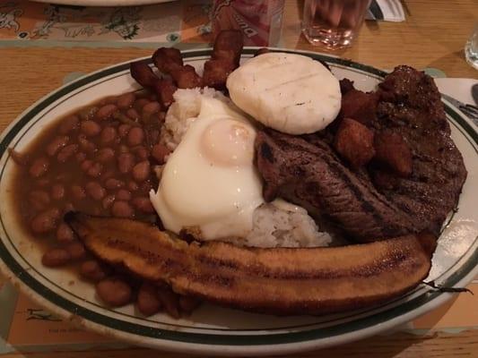 Bandeja tipica