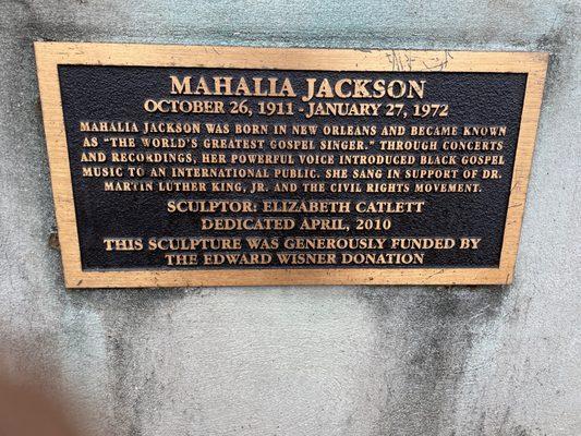 Mahalia Jackson Statue