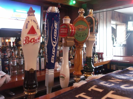 Lots of Beer on Tap to Watch Ballgames at the Bar