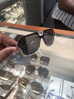 Sunglass Hut