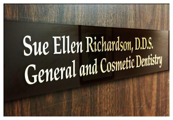 Sue Ellen is a GREAT dentist !!!