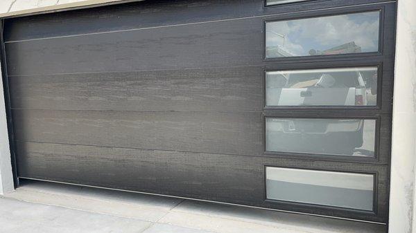 Black flush panel with frosted glass on the side