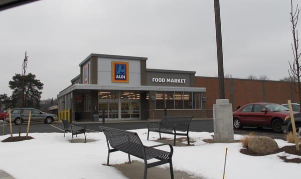 across from Wegmans .... major pesticides are no longer allowed on fruits or vegetables - yey!