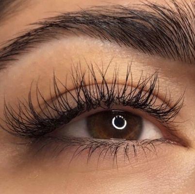 Classic eyelash extensions