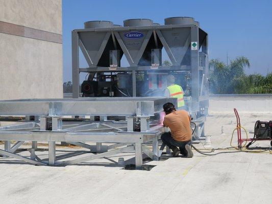 Los Angles County Dept of Health Service clinic chillers installation