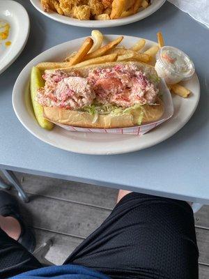 Lobster roll