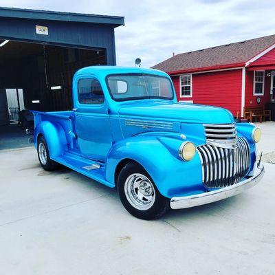 1946 Chevy Pickup bright blue metallic