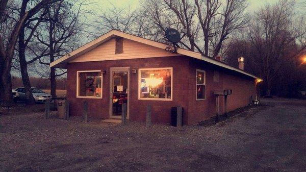 Horseshoe Bar & Grill Storefront