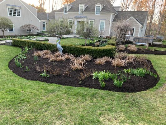 Bed Maintenance, weeding, mulch, edging