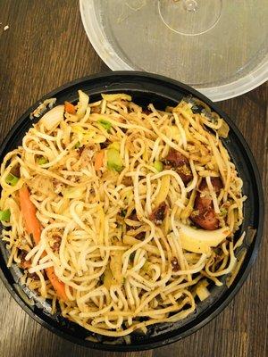 Chicken Hakka noodles