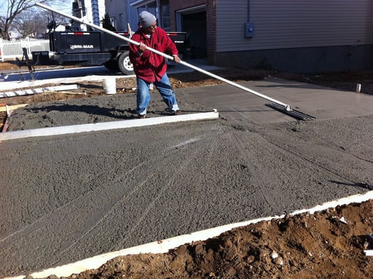 Pouring Concrete for a 20' X 20' driveway