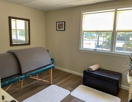 Infrared sauna & Ionic foot bath room