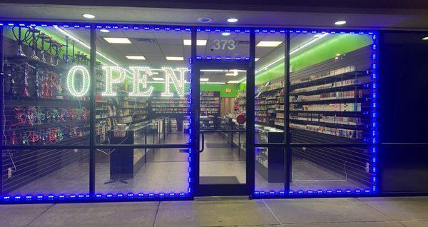 New Smoke Shop In town !!!