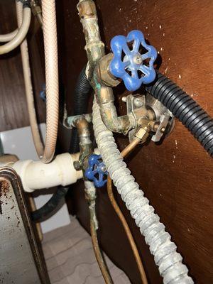 Cold water supply sink and saddle valve to ice maker