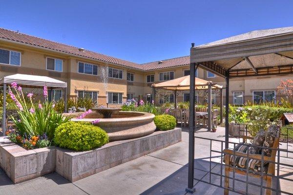 Patio at Sonoma Senior Living