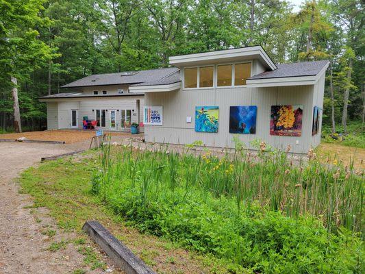 Arts Center with outdoor gallery exhibit visible