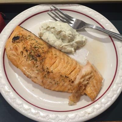 They had salmon; that really surprised me so I got it with tartar sauce on the side.