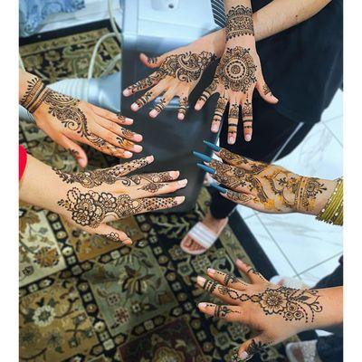 Last years Eid henna party was such a blast ! Met so many wonderful people, looking forward to an even more eventful henna party this year