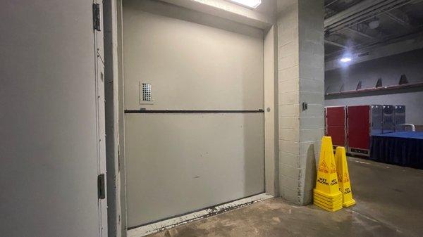 1994 Montgomery hydraulic freight elevator