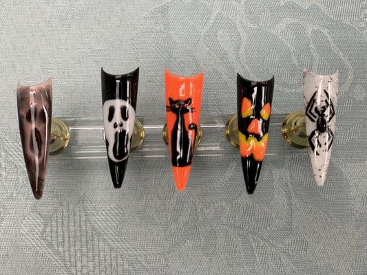 THE DESIGN HALLOWEEN NAILS ( MICHEAL JACKSON NAILS )