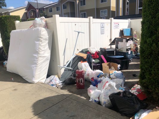 Backside of the same dumpster, been over a week now.