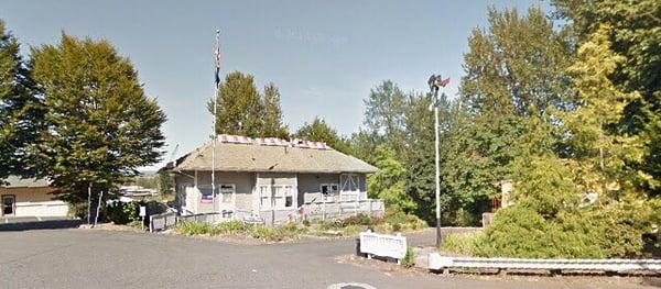 View of the front from the Columbia River Scenic Highway. (Google maps screenshot)