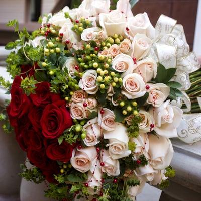 Luxurious European Style Hand Tied Bouquet of Roses - Order Online www.DeluxeFlorist.com