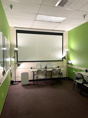 You can now rent a room for work / study, presentations, or simply to watch a movie!