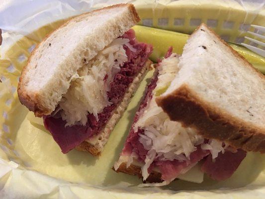 Corned beef sandwich on rye