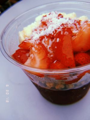 first acai bowl