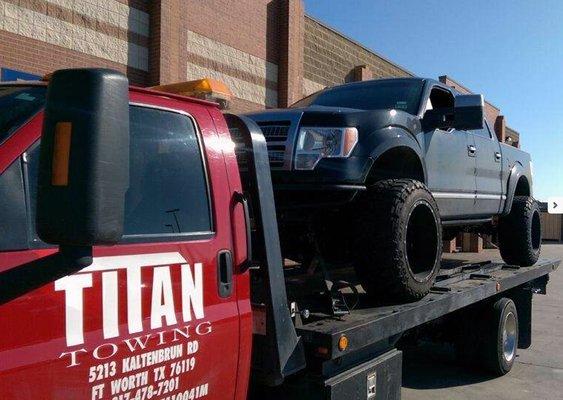 Titan Towing Arlington