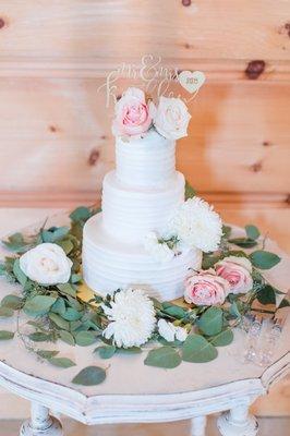 Our gorgeous (and delicious) wedding cake