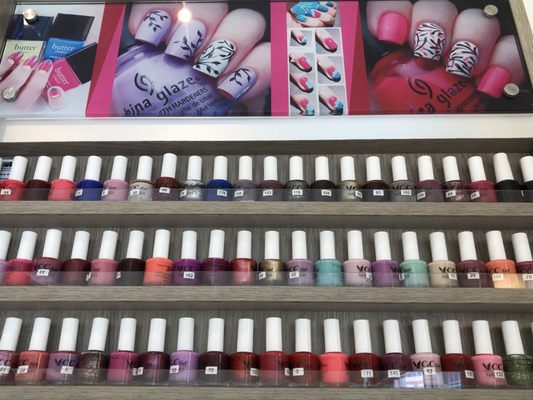 Polishes Nail & Spa