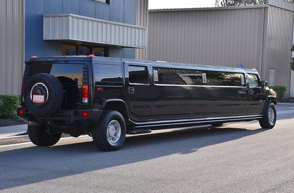 H2 Limousine. When Elegance meets sophistication