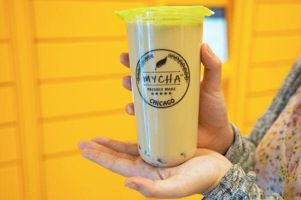 Roasted oolong milk tea with brown sugar crystal boba