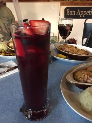 Really good sangrias!