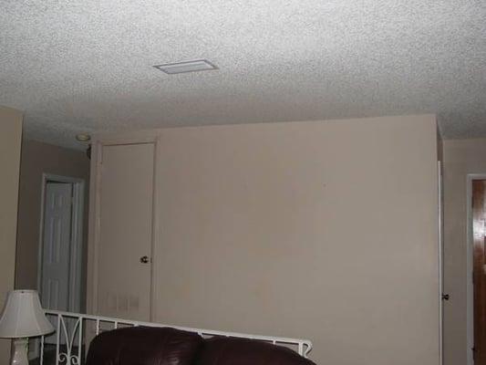 popcorn ceiling before removal