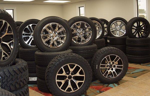 EZDealin showroom with wheel and tire packages