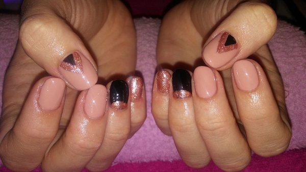 Gel manicure with design