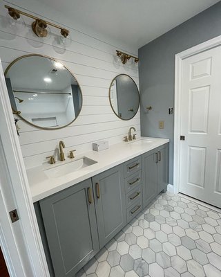 Double Vanity for Jack and Jill Bathroom Renovation.