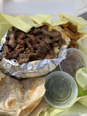 Papá con carne plate