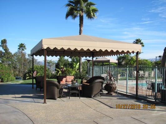 Tan Canvas Free-standing Canopy with Scalloped Edge