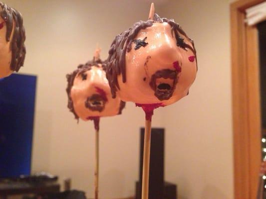 Ned Stark cake pops. Merken's chocolate exterior.